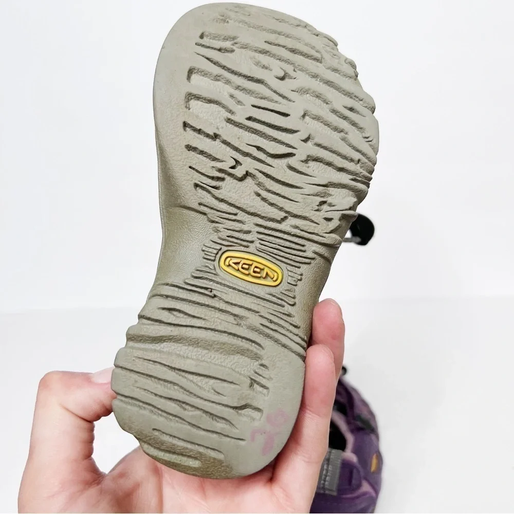 Keen Newport H2 Fisherman Sandals Water Shoes Purple Size 13 Toddler
